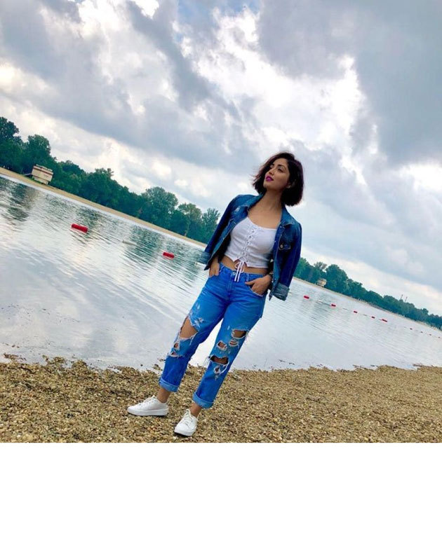 Yami Gautam Instagram Pics